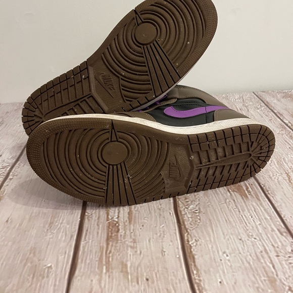 Nike Air Jordan Men's High-Top Sneakers - Purple, Black and Brown US 9.5 43 EURO - Picture 4 of 5